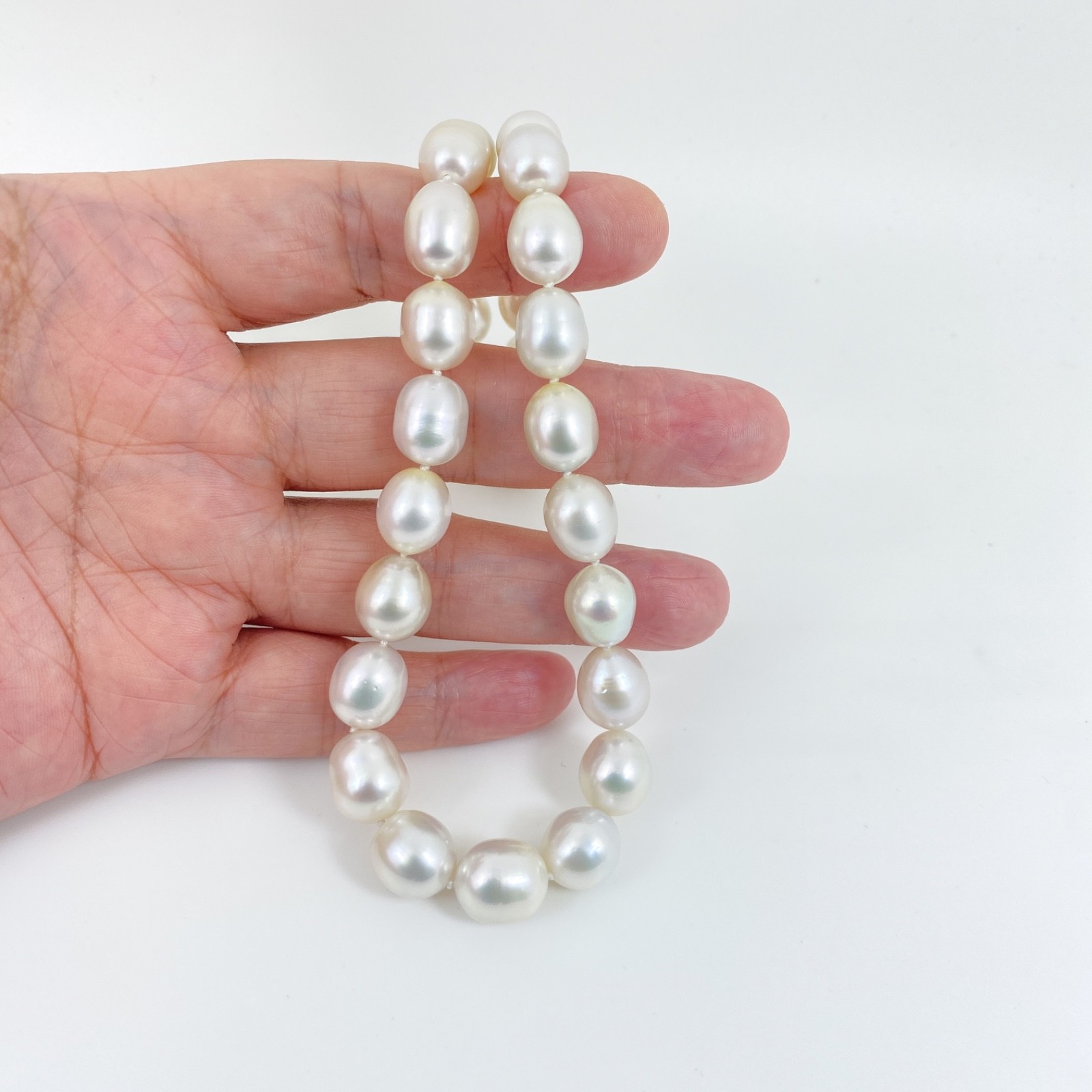 Natural White South Sea Cultured Pearl necklace, 14K Yellow Gold Clasp #101SN