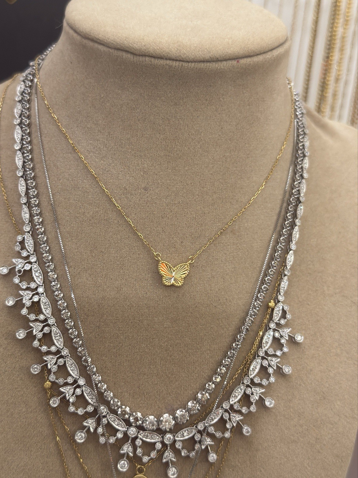 🔥New 18kButterf Necklace AttachedChain Real Gold Not Platd S16 Gift Cute Diacut
