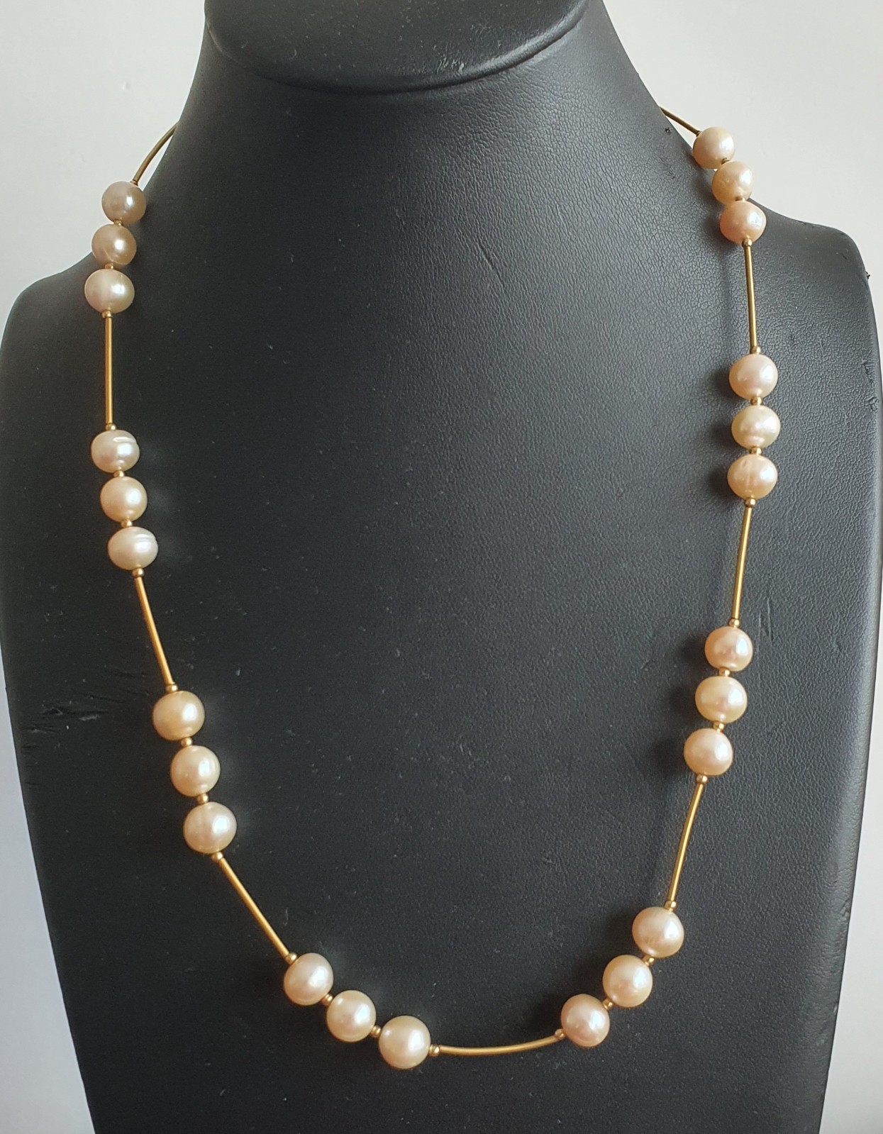 14ct Y/Gold Fresh Water Pearl Necklace 52cm Pearl Size approx. 8mm 585