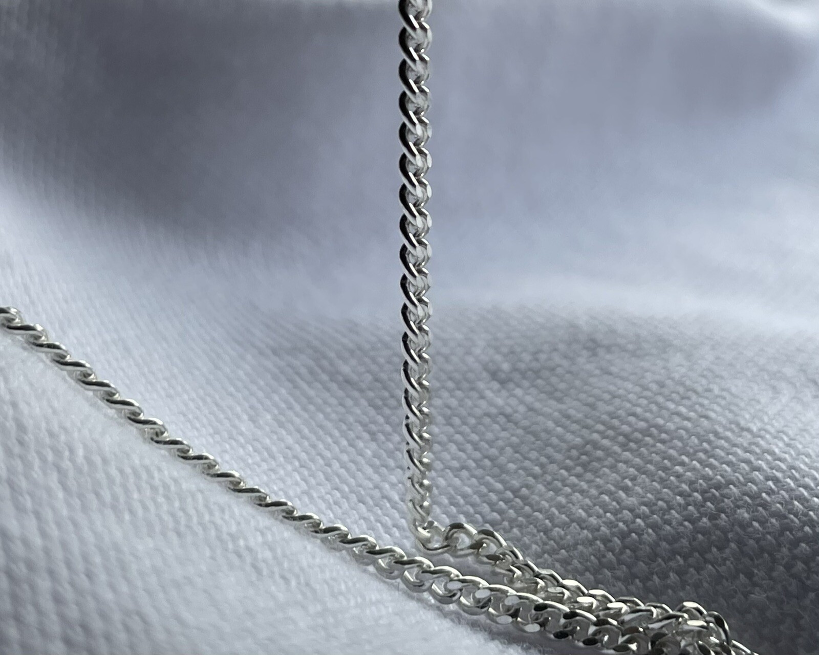 Sterling 925 Silver Fine Curb Chain Pendant Necklace Chain 16″-24″ 2mm Width 1.1