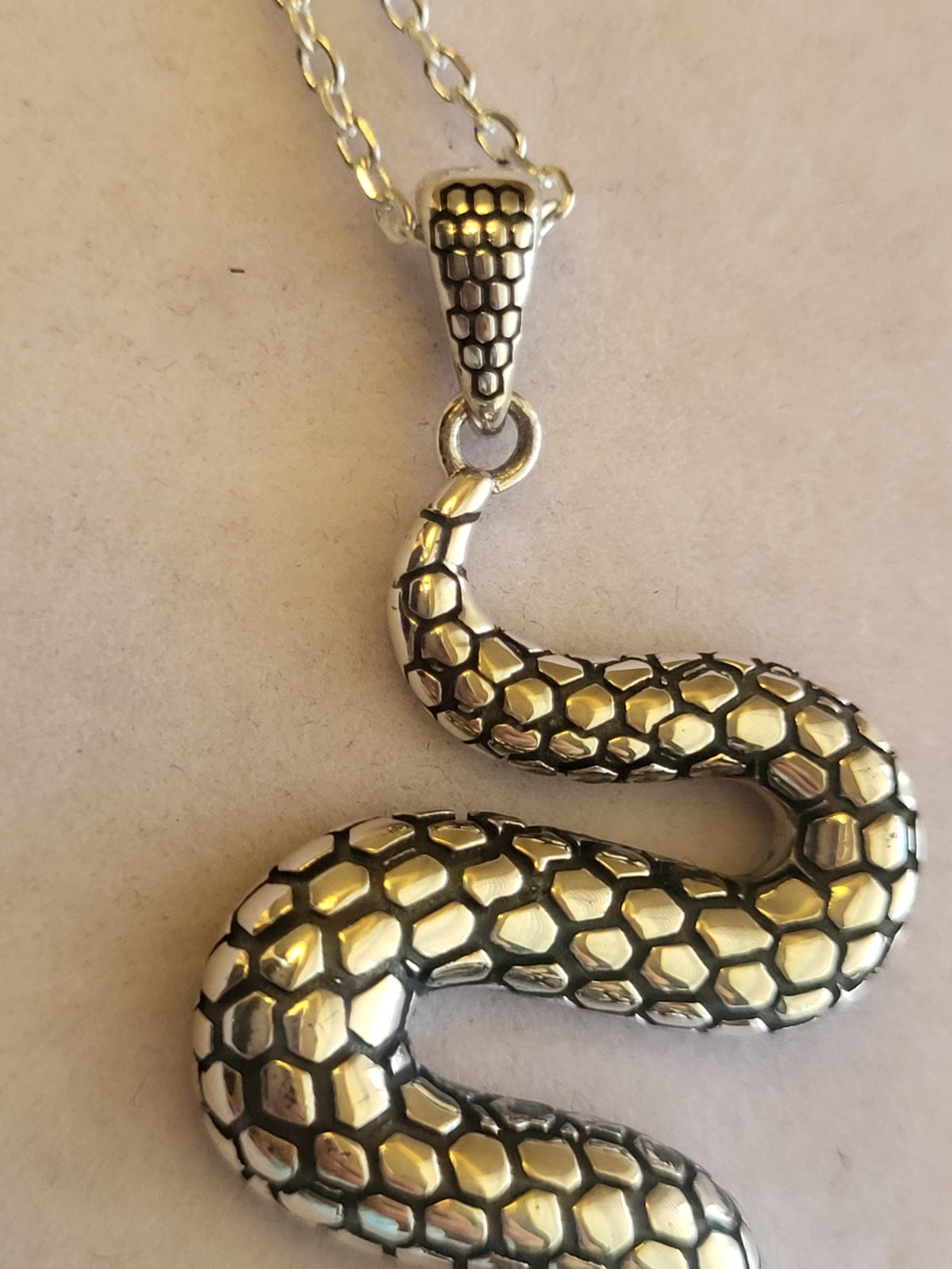 Sensational Sterling Silver Snake Pendantw 18″cabke Chain, NIP