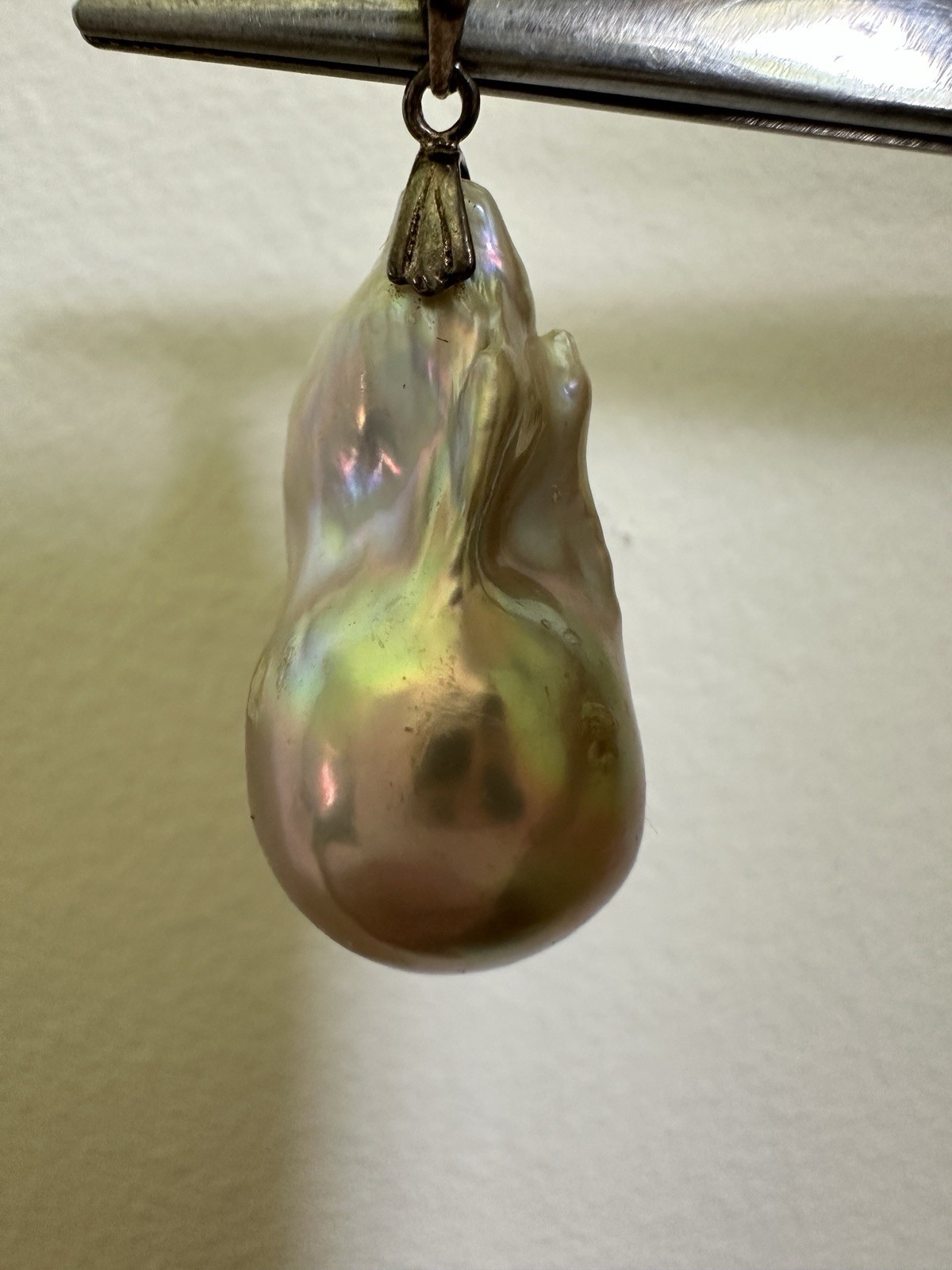 16mm freshwater baroque pearl pendant lavender and pink iridescence 925S