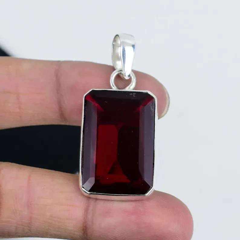 Red Garnet Gemstone Handmade 925 Sterling Silver Gift To Here Jewelry Pendant