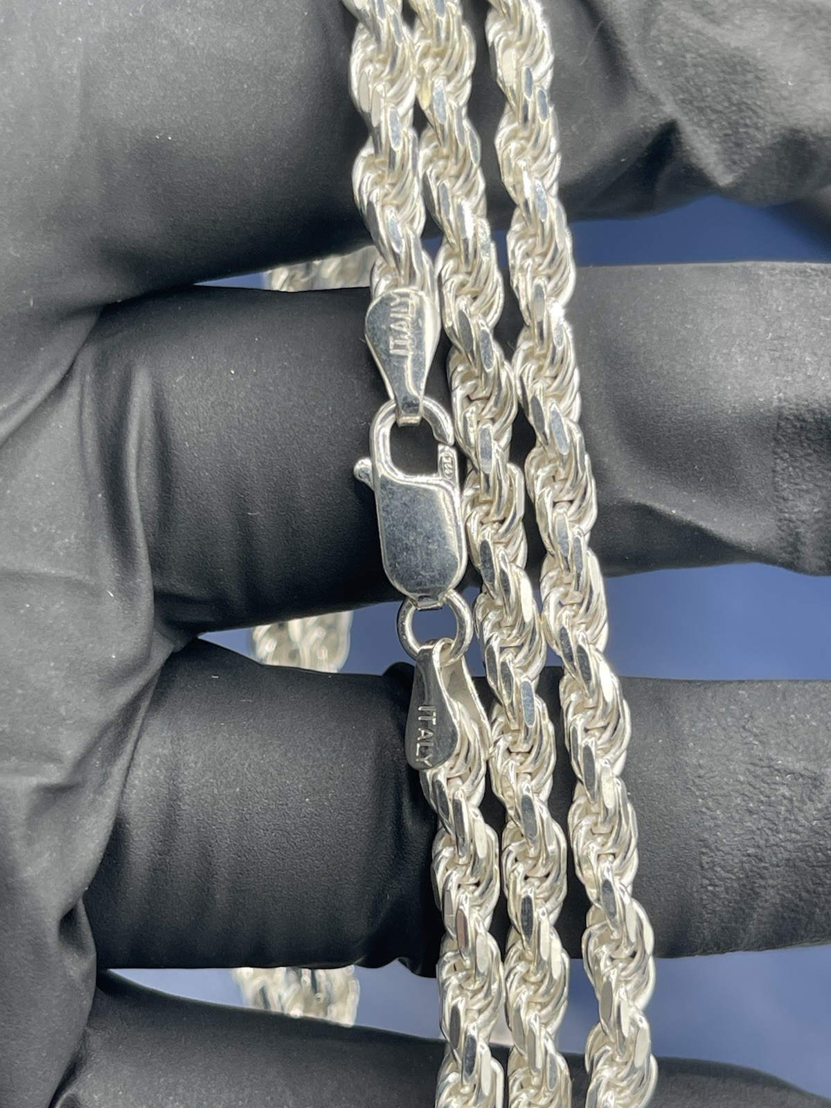 Sterling Silver 925 28 inch Italian Rope Chain 4 MM Lobster Clasp *40.5 GRAMS