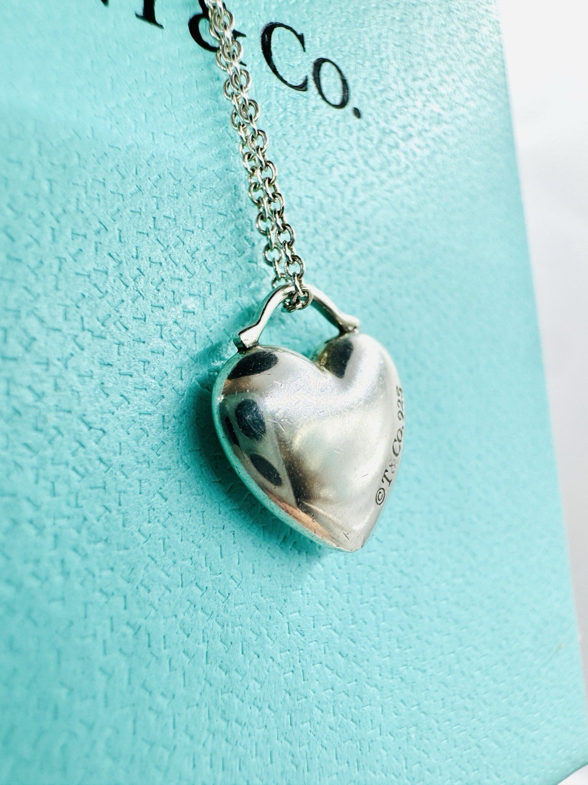 Tiffany & Co. Heart Necklace in SV925 silver weighing 4.1g 17in Chain Excellent
