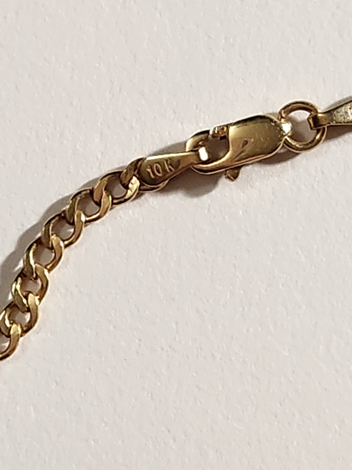 10k Gold 2.5mm Cuban Curb Link Chain 20″ Solid Gold