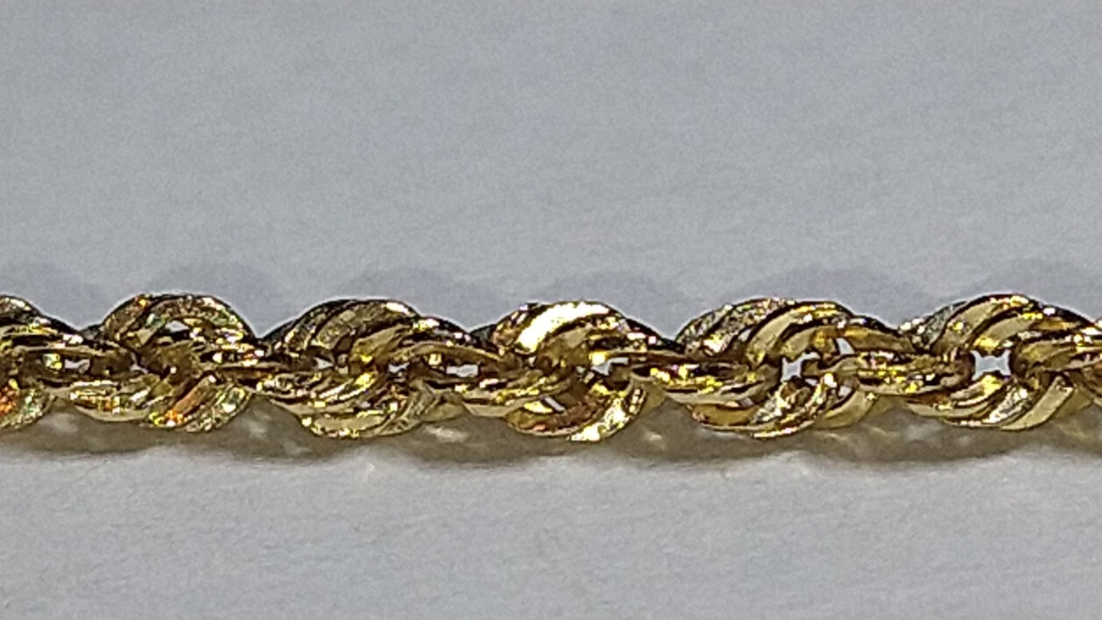 14k gold 2.25mm hollow diamond-cut rope chain necklace 2.37 grams – 18.75″