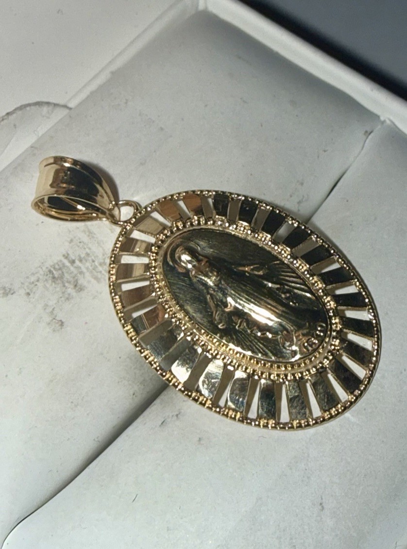 ESTATE Solid 10K Gold Virgin Mary Religious Oval Pendant
