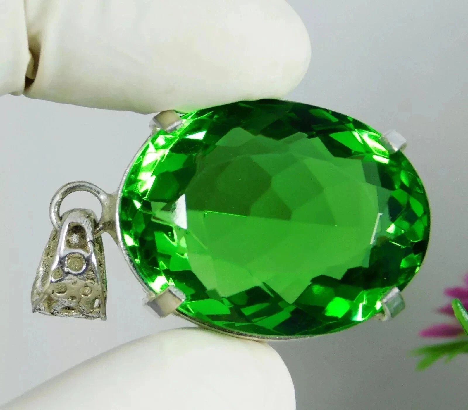 67 Ct Green Topaz Oval Cut Sterling Silver Certified Gemstone Pendant Jewelry