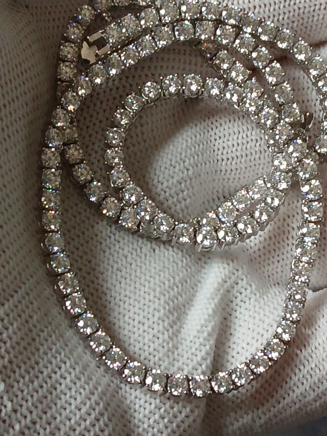 VVS D Color Moissanite Tennis Chain 16″ Rhodium Plated .925 St. Silv. 3mm W/box