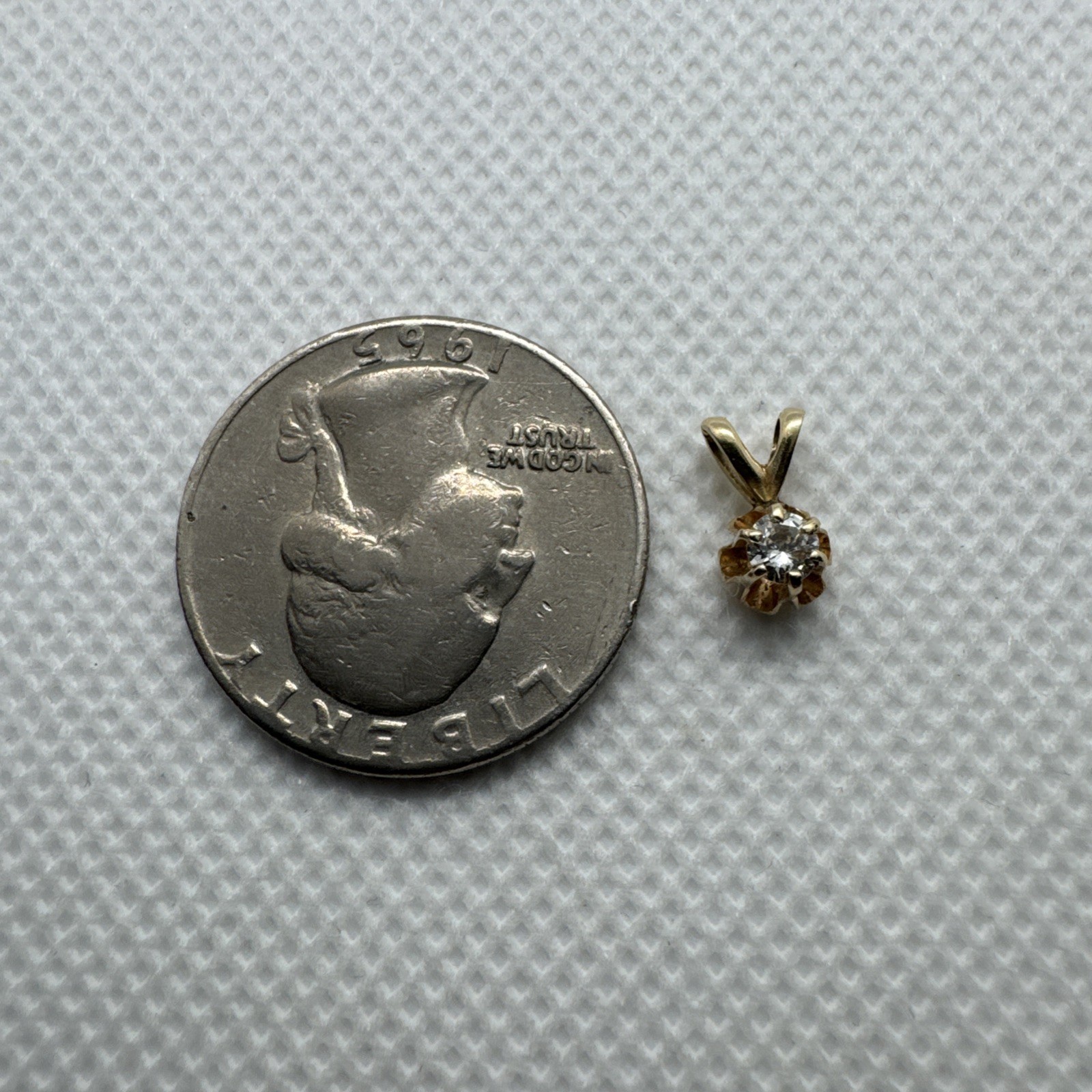 VINTAGE 14K YELLOW GOLD DIAMOND BUTTERCUP 6 PRONG SETTING PENDANT, 0.15 TCW