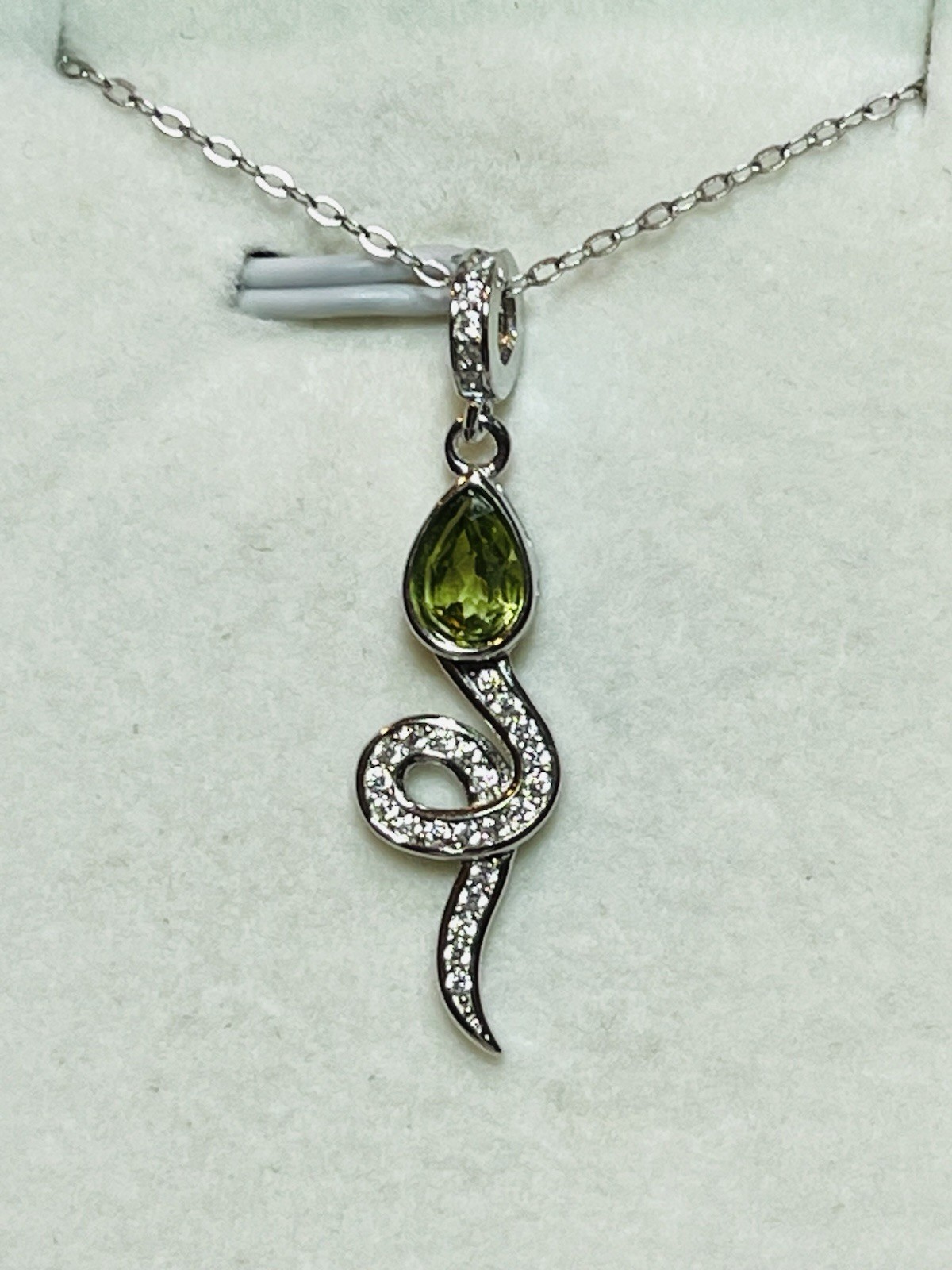 925 Sterling Silver Natural Bamboo Green Peridot Snake Pendant Necklace