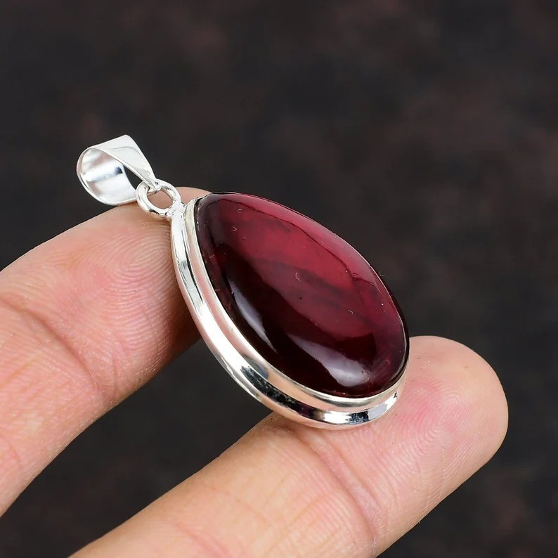 Natural Red Flash Labradorite Pendant Pear Gemstone 925 Sterling Silver Jewelry