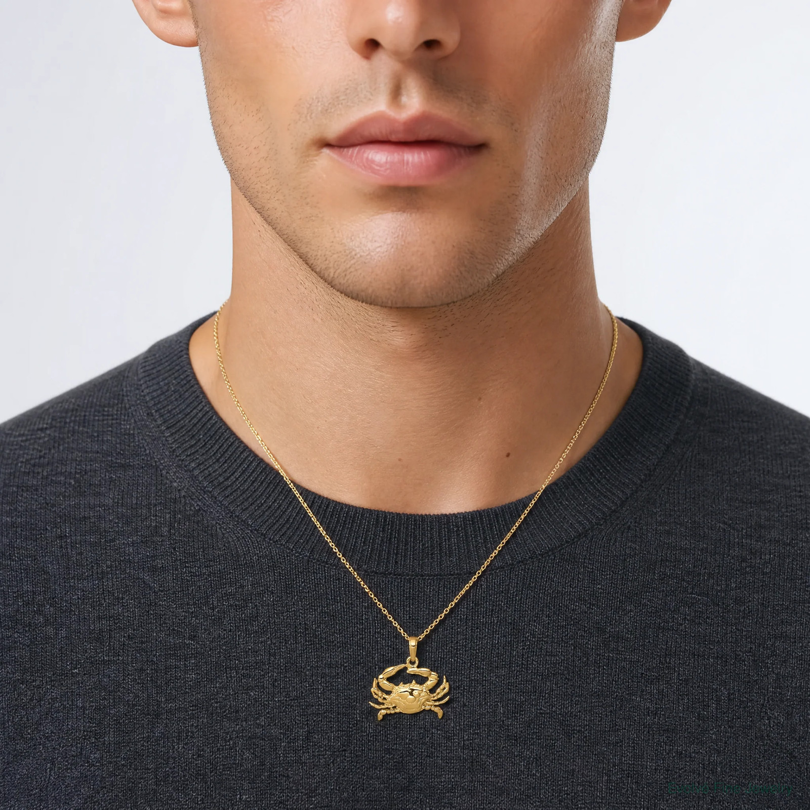 10K / 14K Yellow Gold Blue Crab Pendant