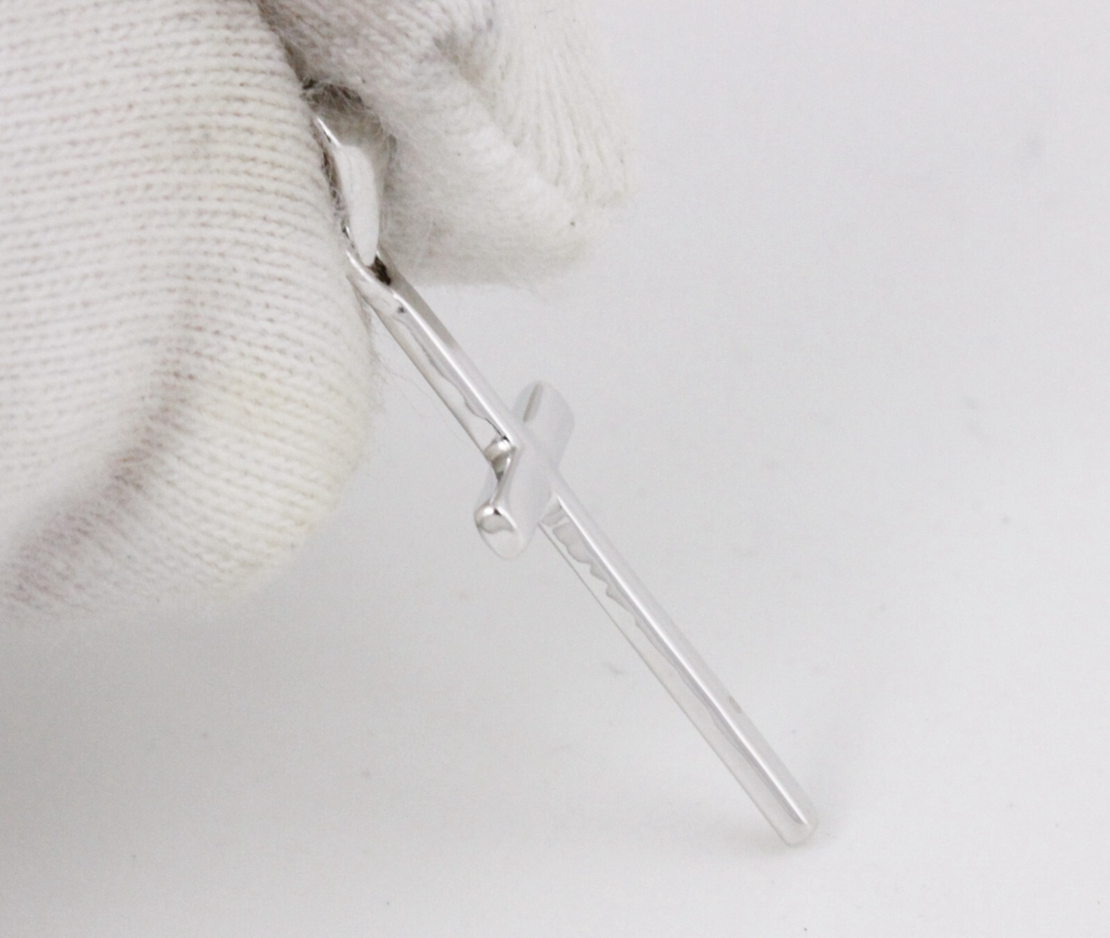 Women Solid 925 Sterling Silver 26mm Thin and Small Cross Religious Pendant
