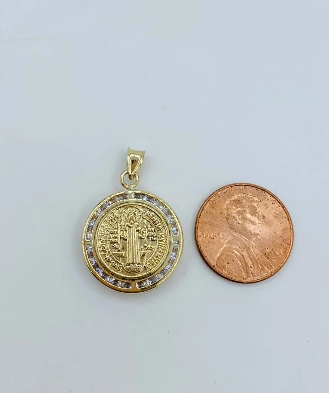 10k gold pendant San Benito Pendant St Benedict medallion – Medalla en oro