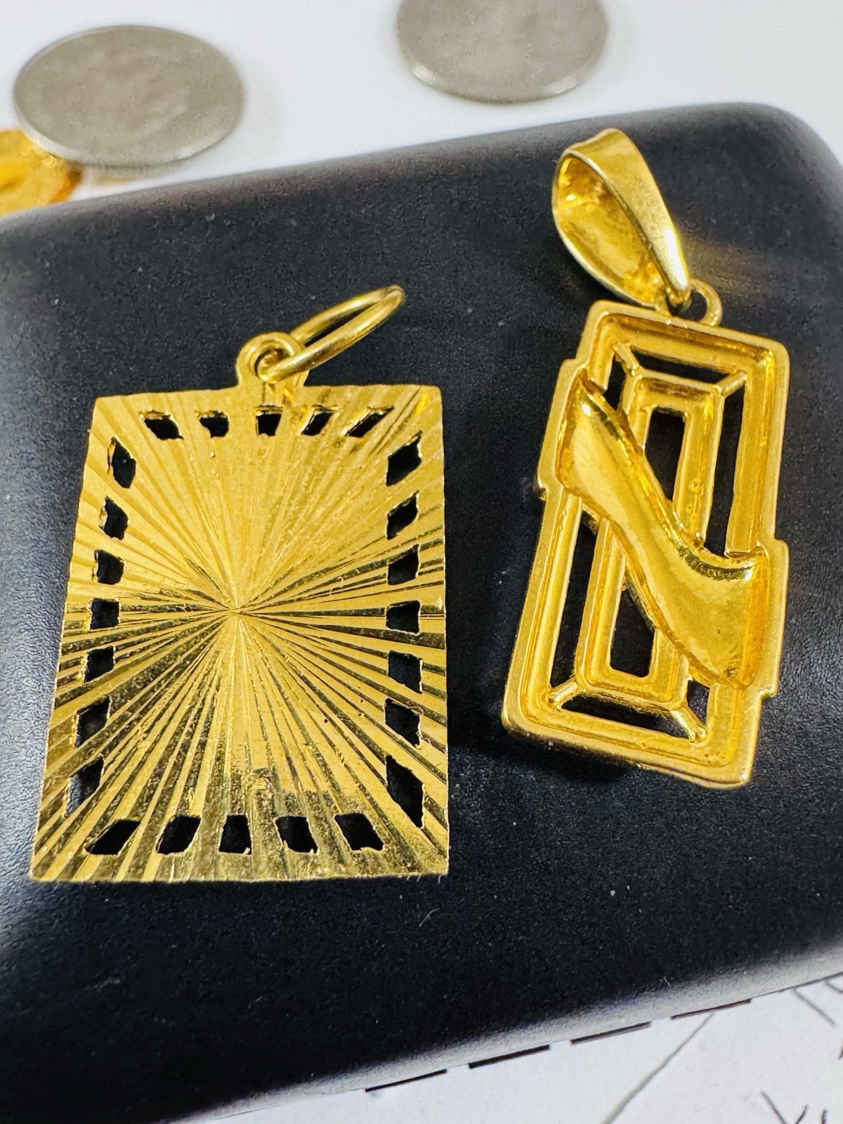 22K 916 22C Real Gold Two Set of Pendant 1 Rectangle & 1 Divine Allah 6.3g