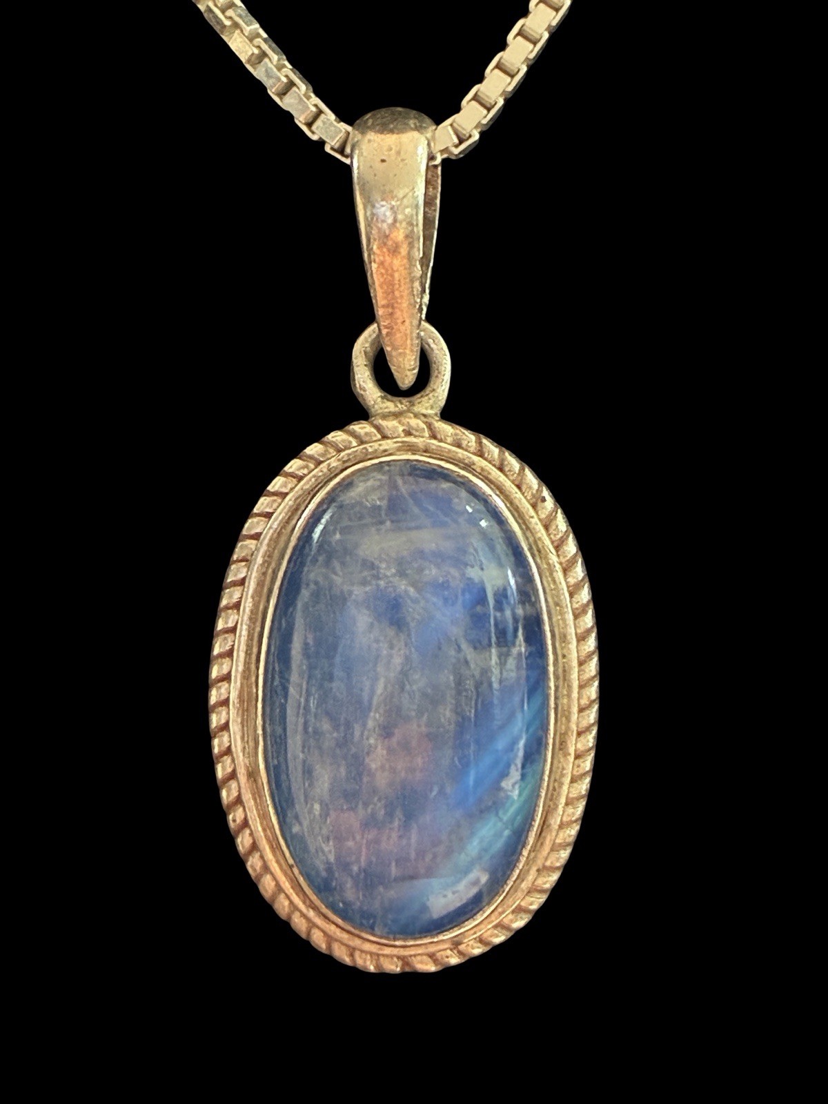 Blue Flash Labradorite & Sterling Silver 925 Pendant Necklace