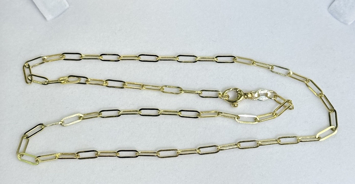 18k Solid Yellow Gold Paper Clip Semi Hollow Chain Necklace. 20”. 2.88 Grams