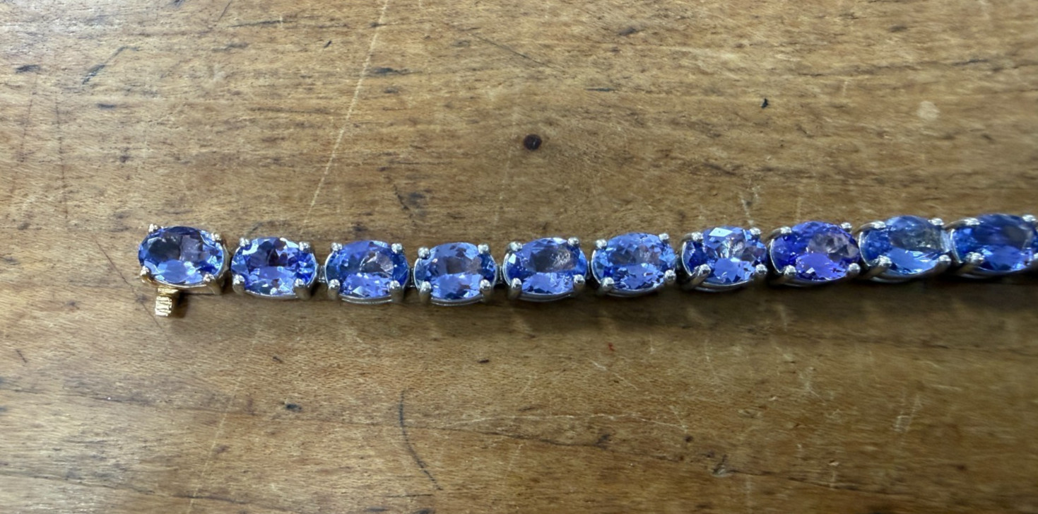 14kt Gold &Sterling Silver 19cts Tanzanite Bracelet W/ Original Box