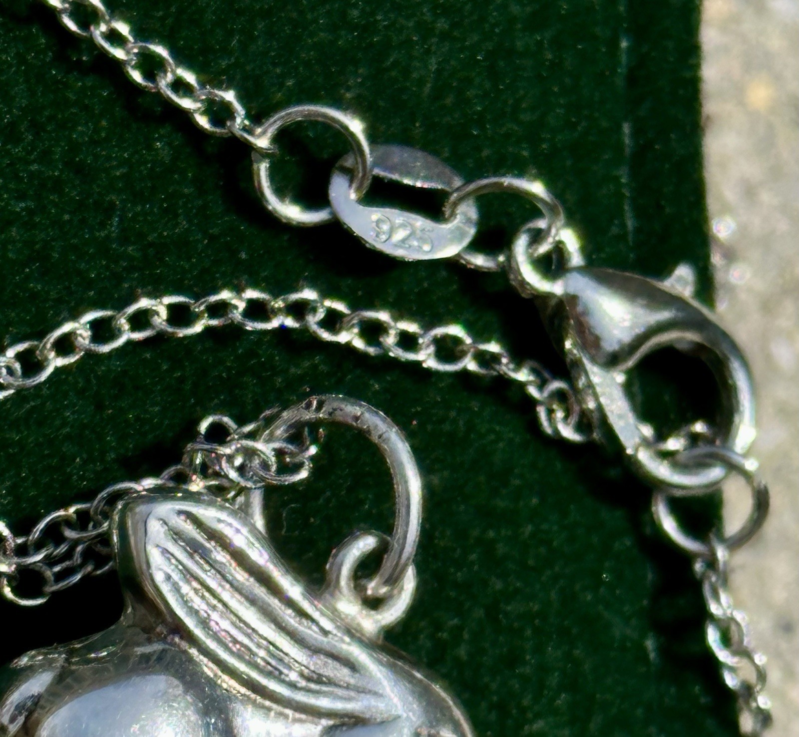 Vintage Sterling Hollow Mini Puffy Bunny Rabbit Pendant/Charm On 18” .925 Chain