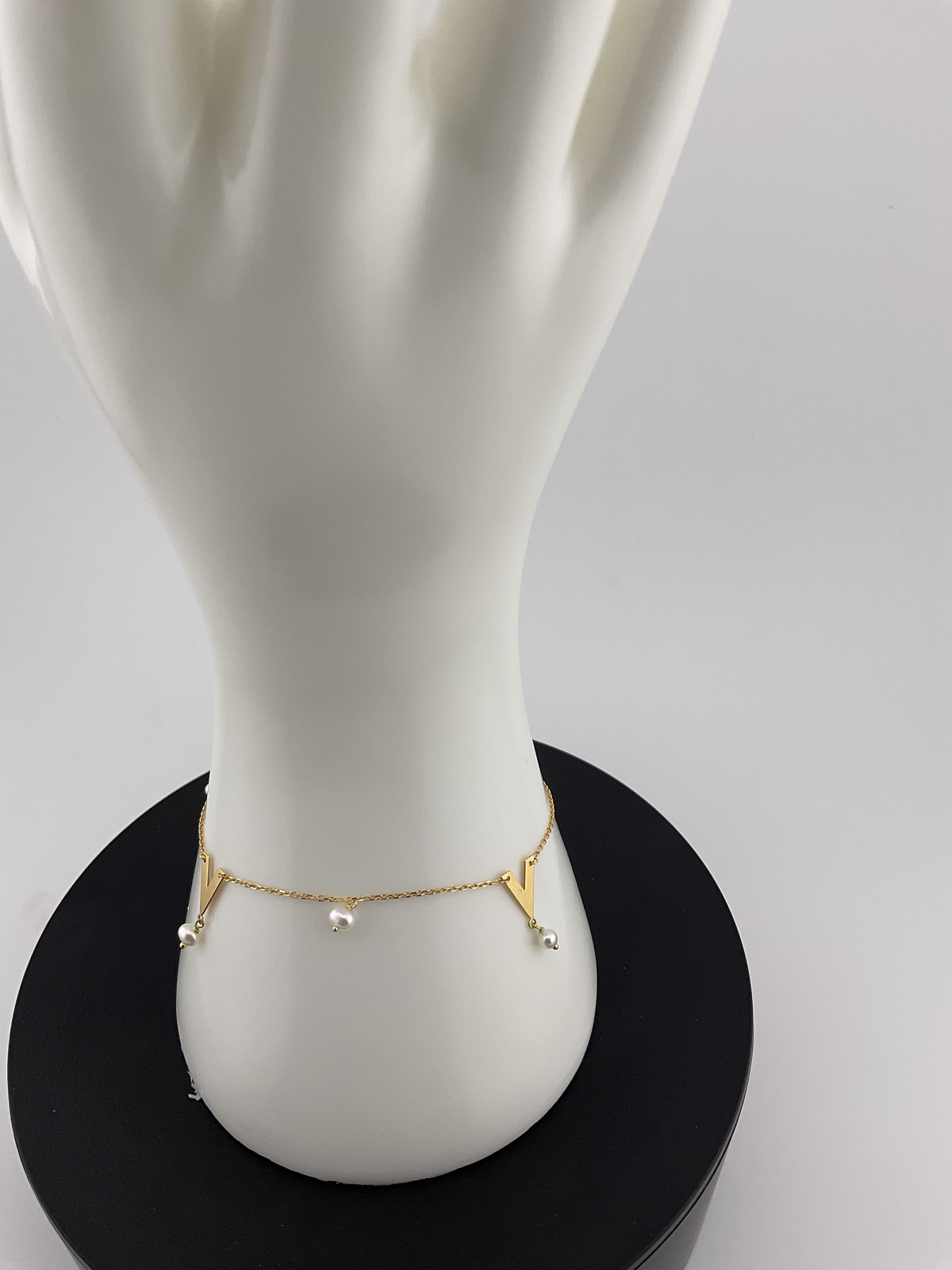 18 Solid Italian Gold Braclate