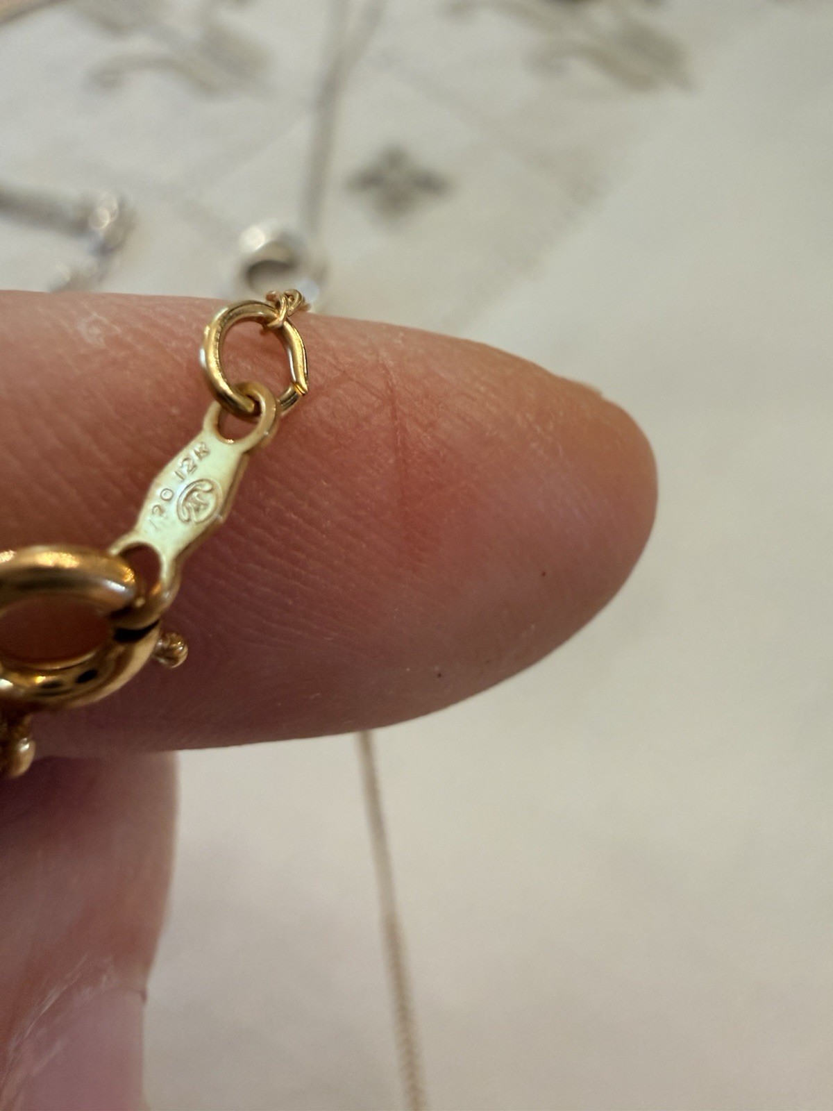 14K Yellow Gold Heart Pendant Box Chain Necklace 18″ Spring Ring Signed