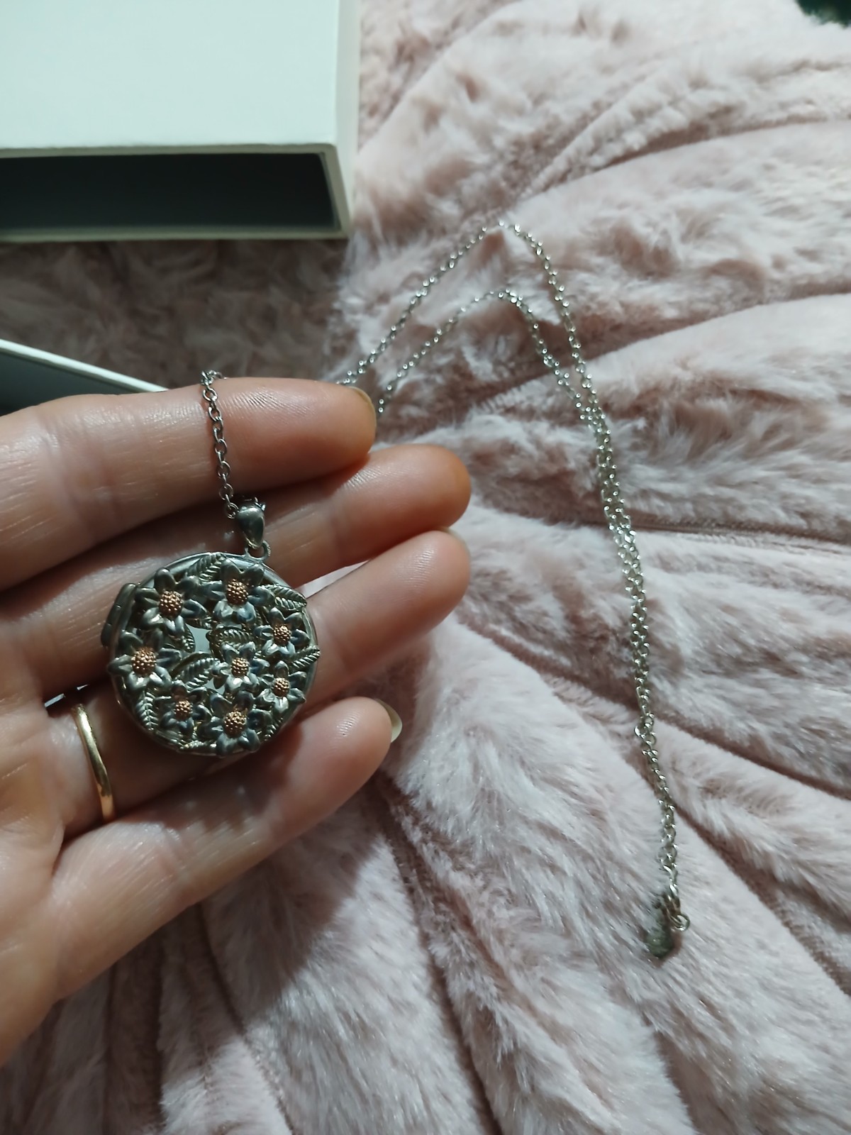 Early Clogau Flower Locket New In Box Never Worn Good Gift Rare Find 🎄
