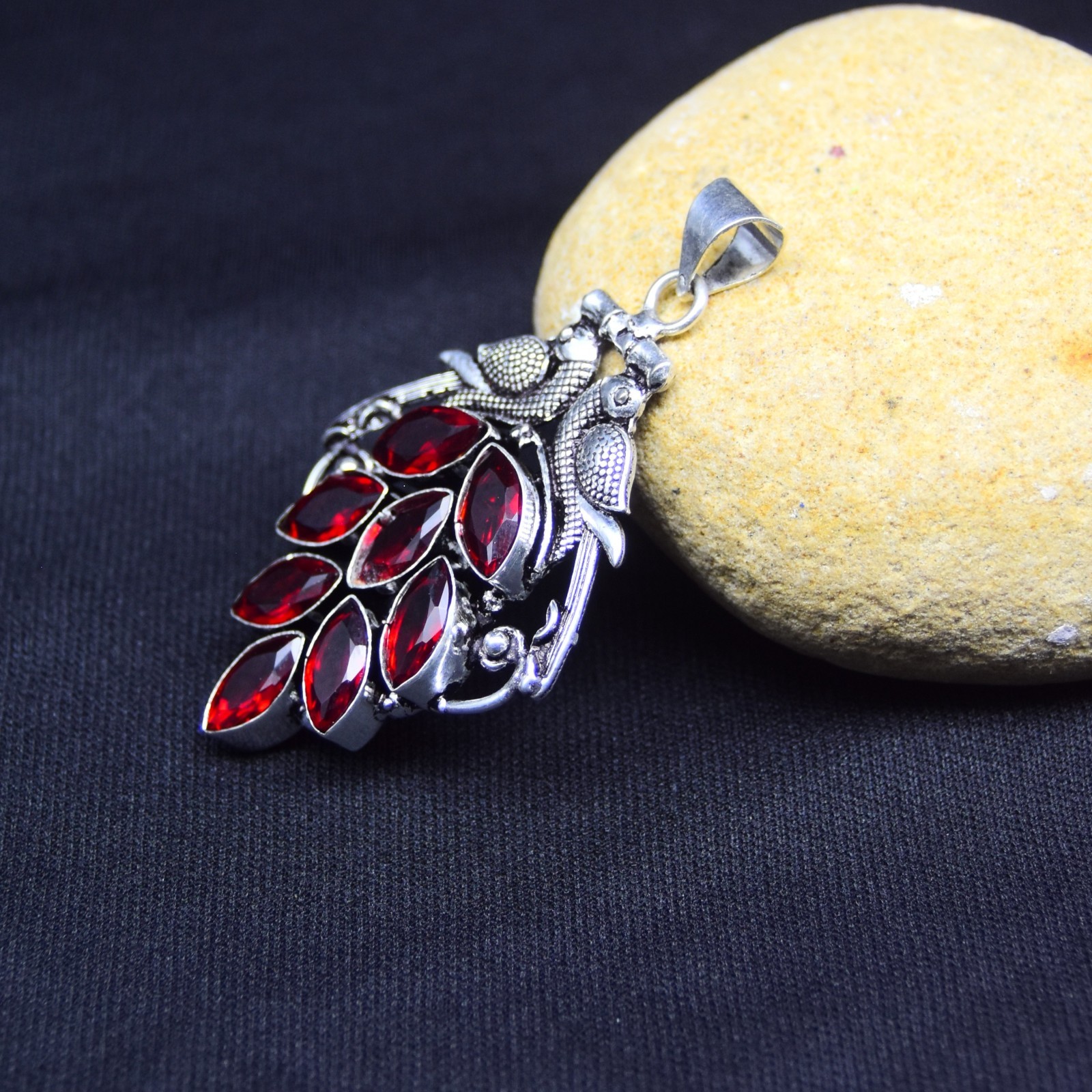 Mozambique Garnet Gemstone Leaf Pendant Handmade 925 Sterling Silver Jewelry