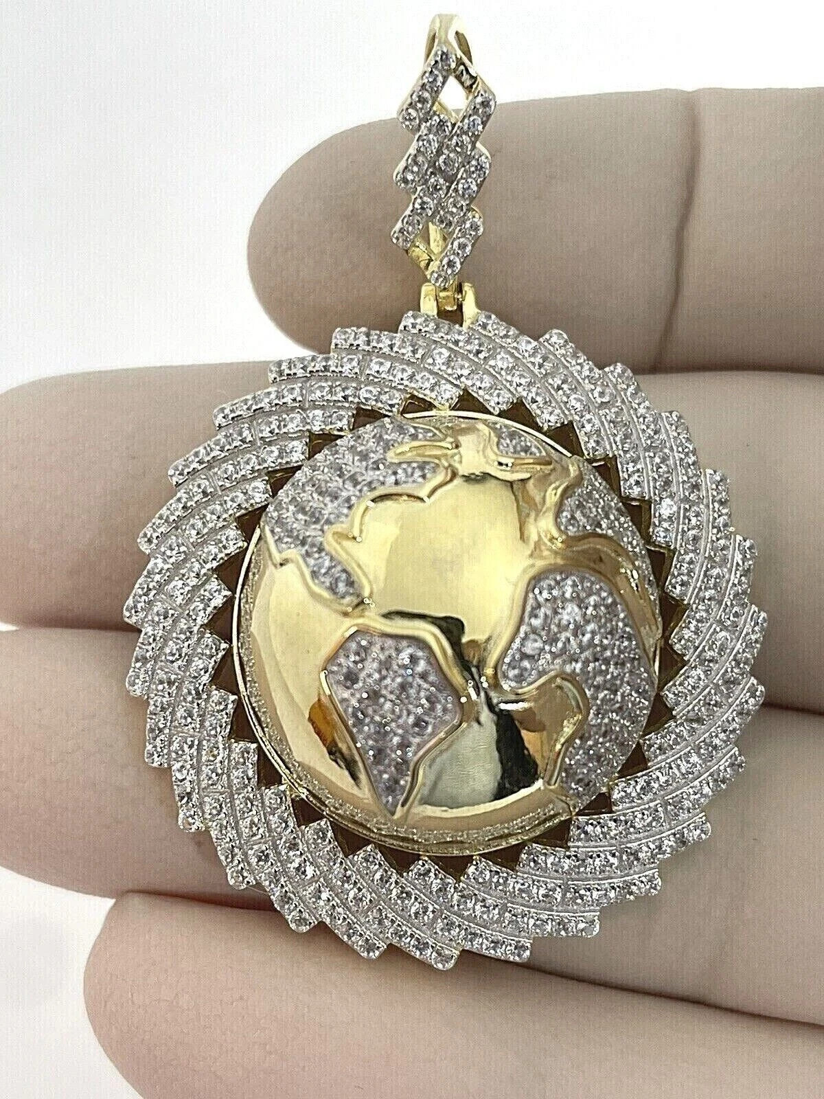 2.70Ct Lab Created Diamond Round 3D Delphic Men’s Pendant 14K Yellow Gold Plated