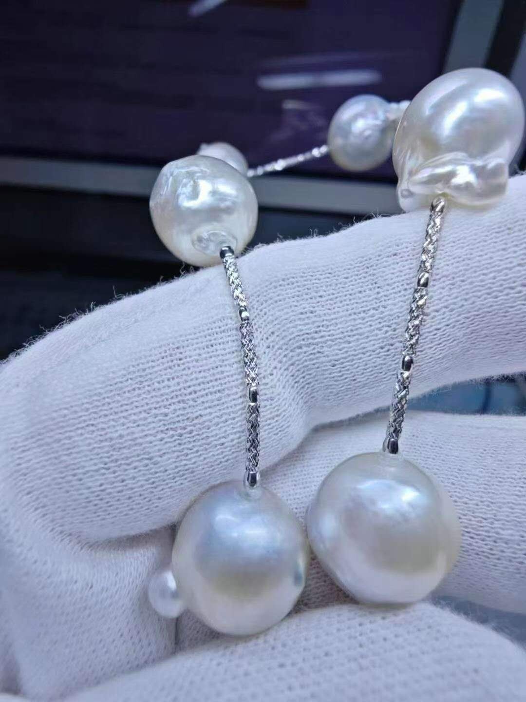 Luxury 18K White Gold Australian South Sea Baroque Pearl “Starry Night” Necklace
