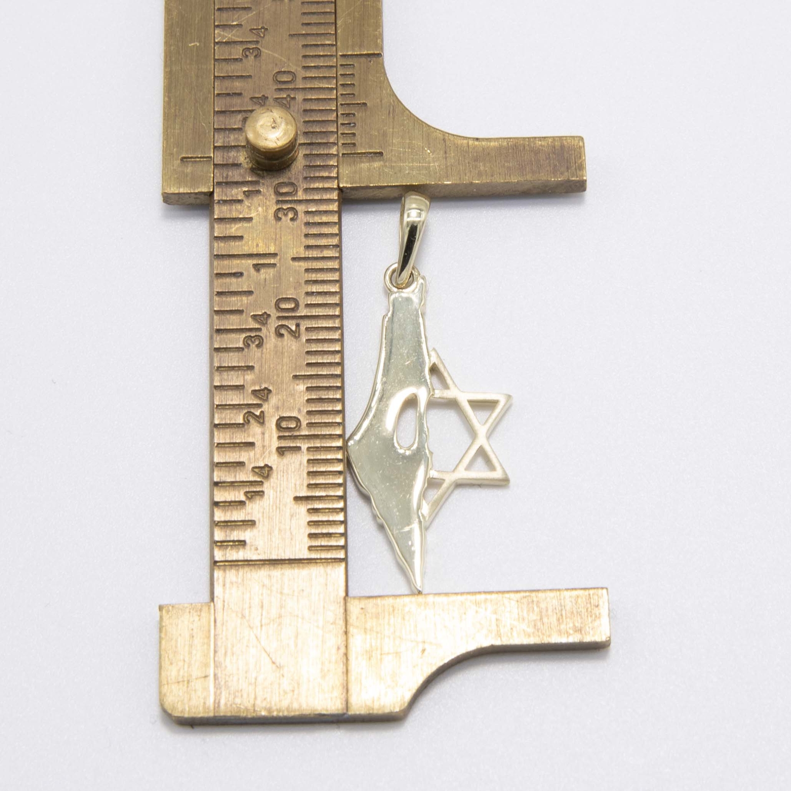 10K Yellow Gold 1 3/8″ Map of Israel with Star of David Pendant