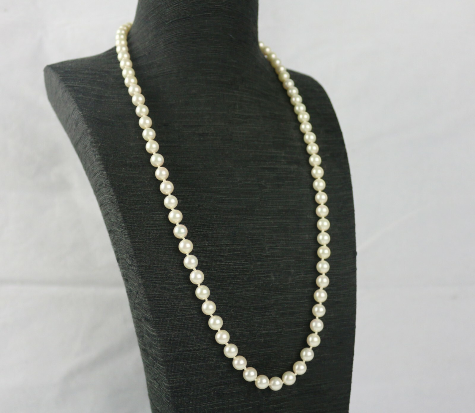 Mikimoto Vintage 6.5mm~7mm Pearl 23.5″ Strand Necklace w/ 18K Gold Clasp