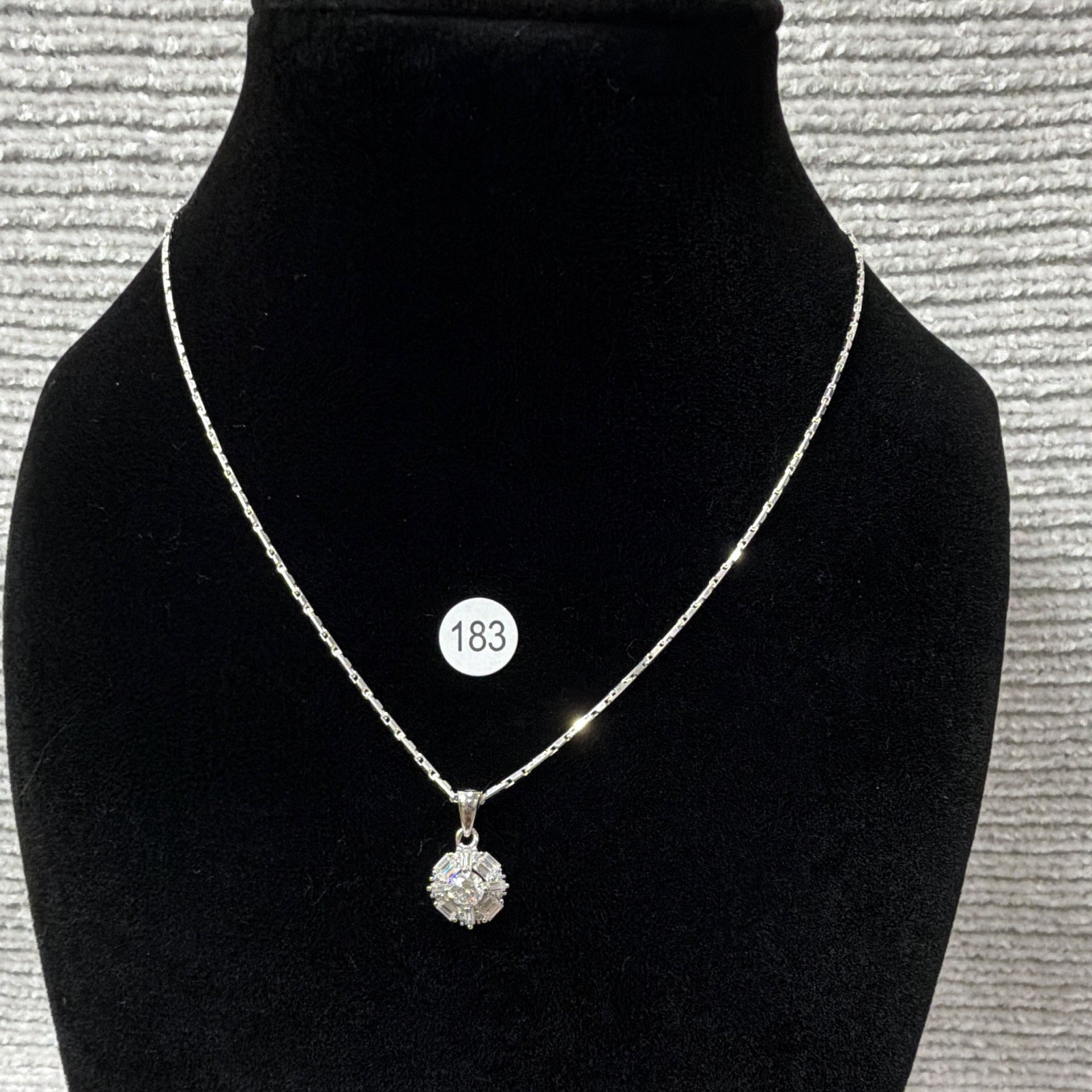 New Moissanite 925 Sterling Silver Round Pendant with Bar Link Necklace 16 Inch