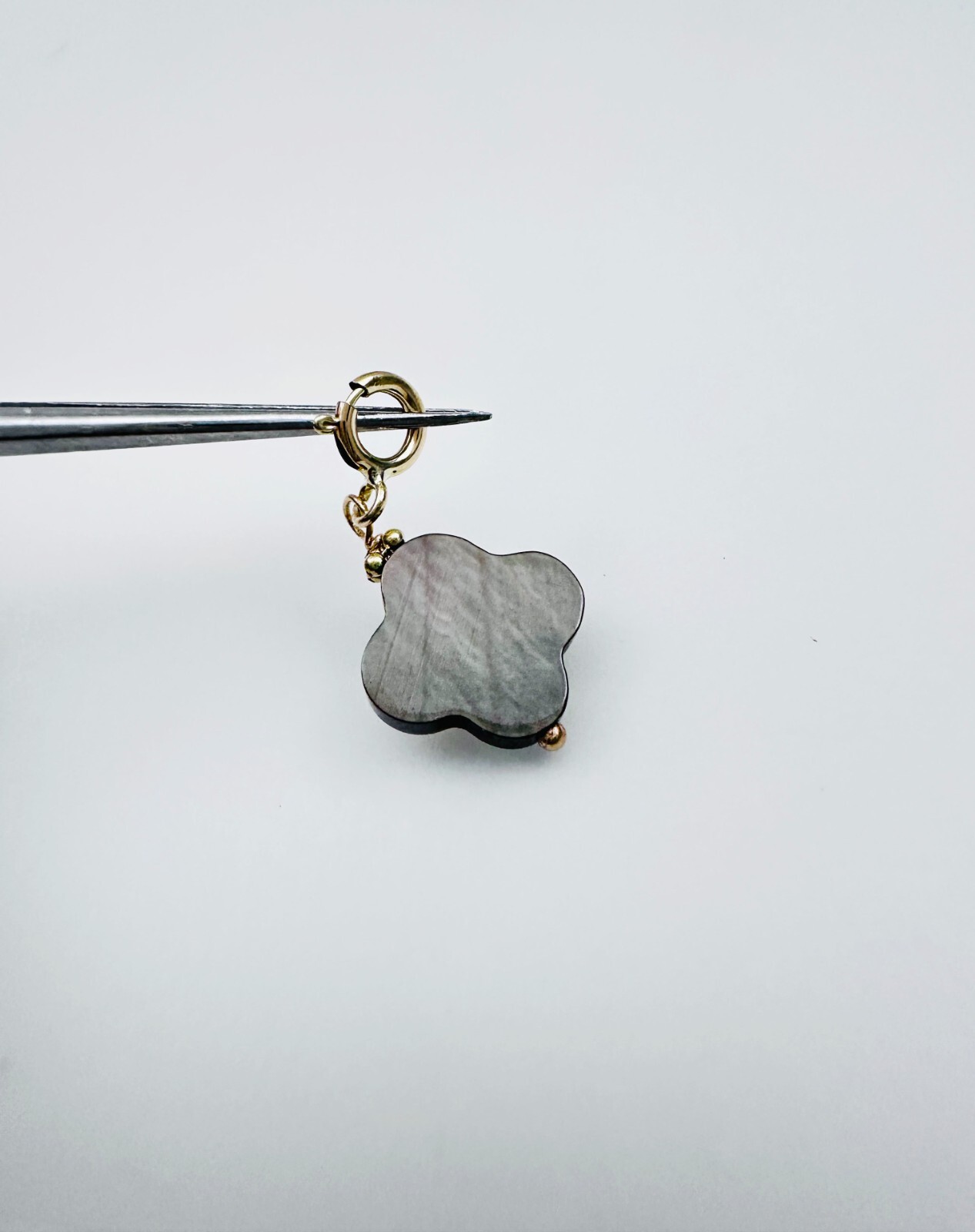 14K Solid Yellow Gold Black MOP Clover Flower Small Charm Pendant w/Spring Clasp