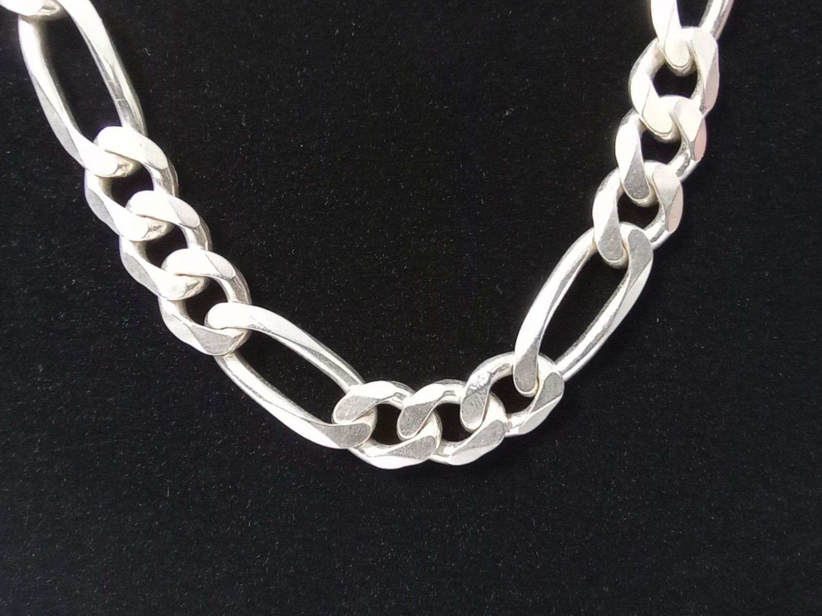 AGI STERLING SILVER 20″ FIGARO SILVER CHAIN (NECKLACE) .925 Italy 61.1 GRAMS