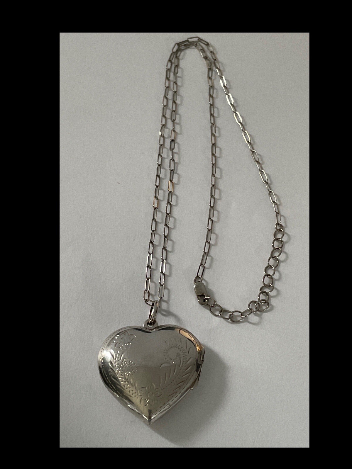 925 Sterling Silver Heart Locket And Chain Necklace Photo Pendant Etched 16”