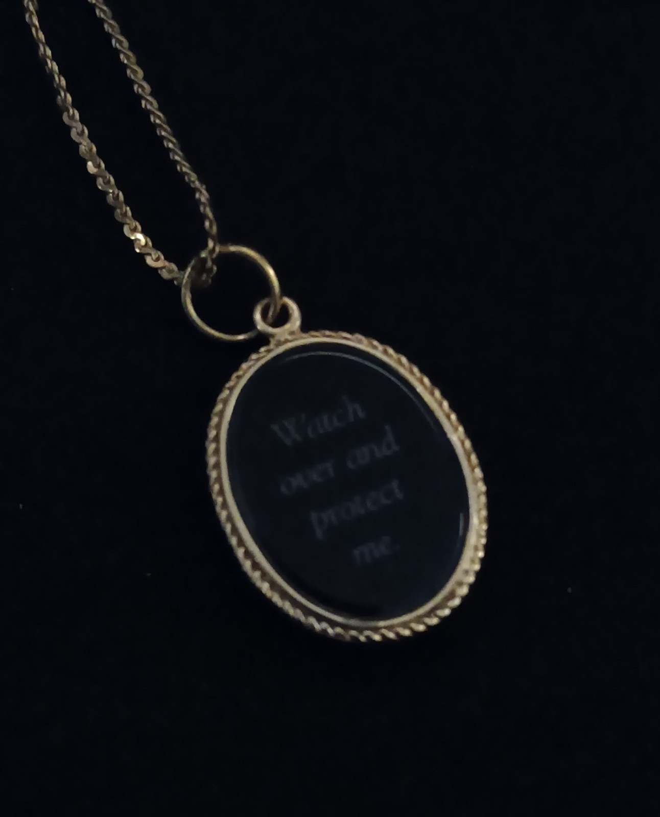 Vintage Guardian Angel Cameo pendant 14K G.F. Gold 18″ dainty chain necklace