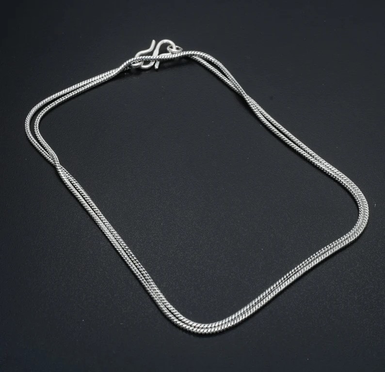 Red Flash Labradorite Gemstone Pendant 925 Sterling Silver Handmade Jewelry