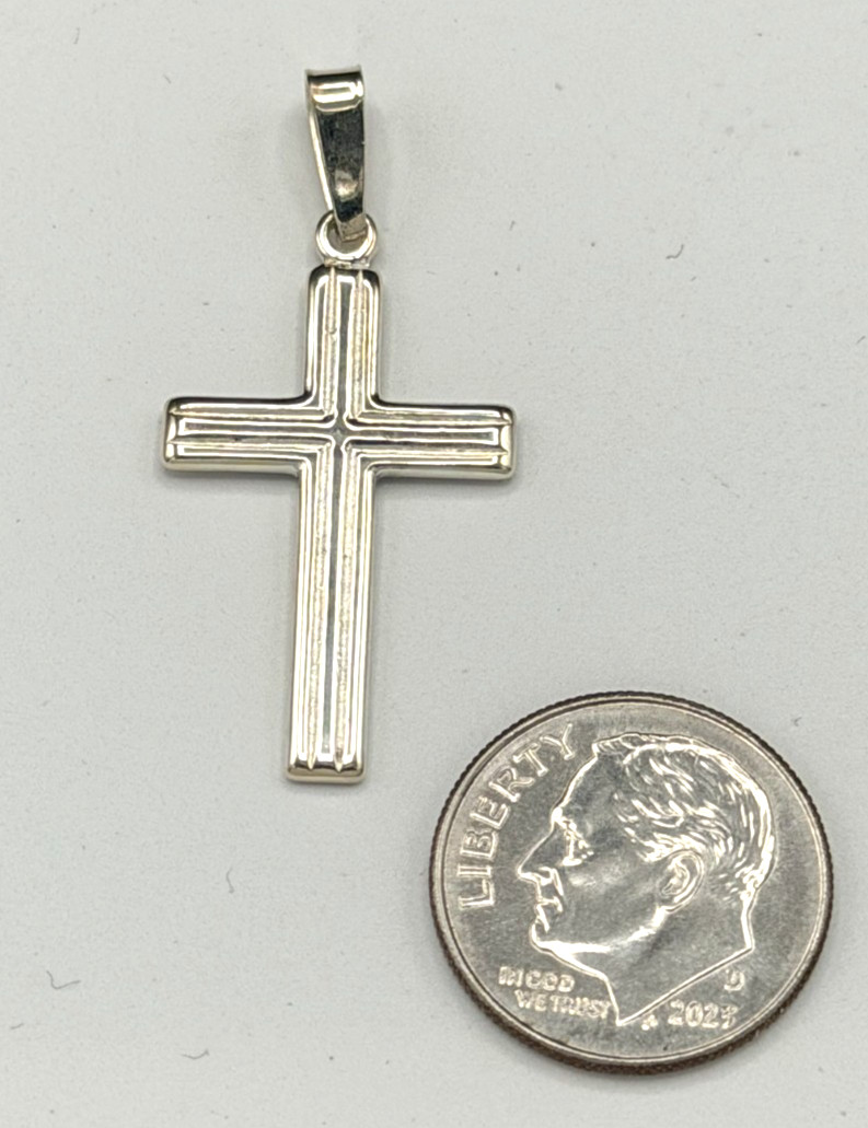 AGI Italy 925 Sterling Silver Small Cross Pendant Religious 1.3″ 2.0g