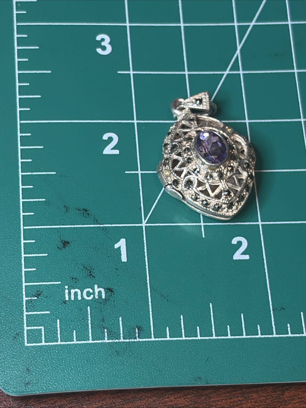 Gorgeous Amethyst Gemstone Vintage Pendant .925 Sterling Silver jewelry