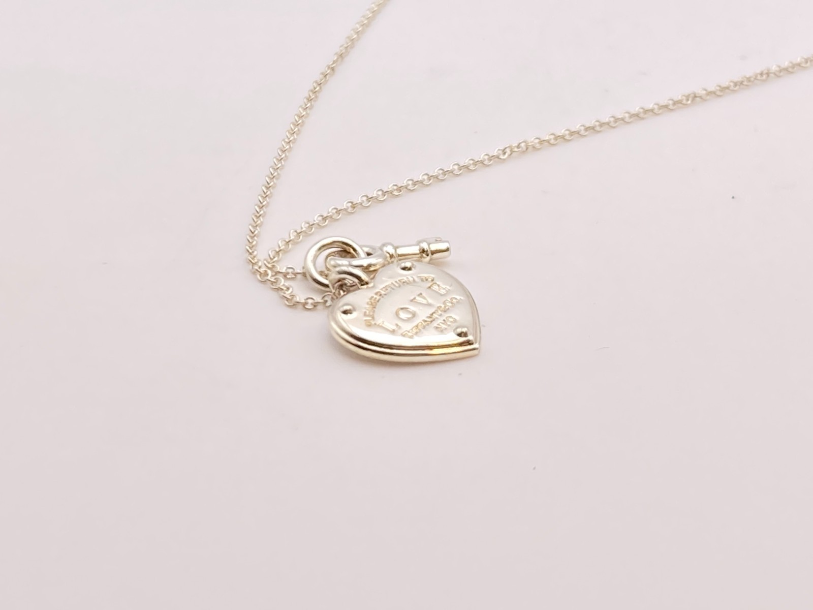 Tiffany & Co. Return to LOVE Heart Tag Key Padlock 3.9g Necklace 16-18″ silver
