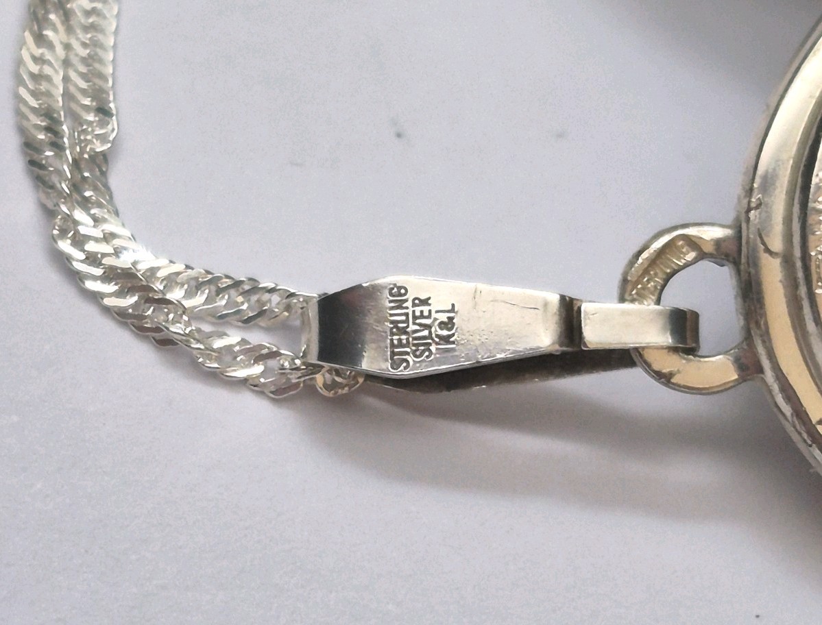 LOCKET – Sterling Silver Enamel Floral Double Photo Locket And Chain. Necklace.