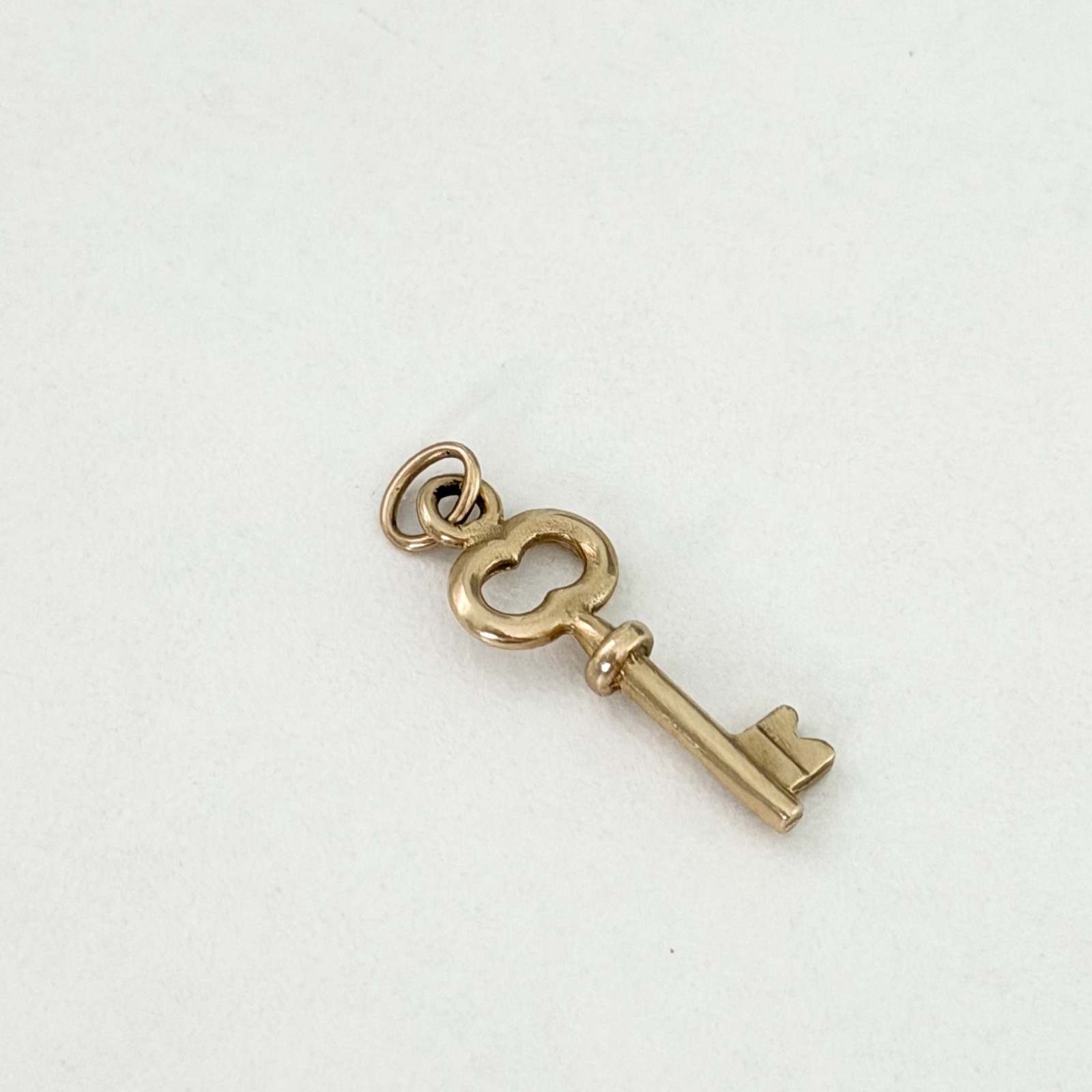 Vintage 14K Yellow Gold Puffy Key Charm Pendant