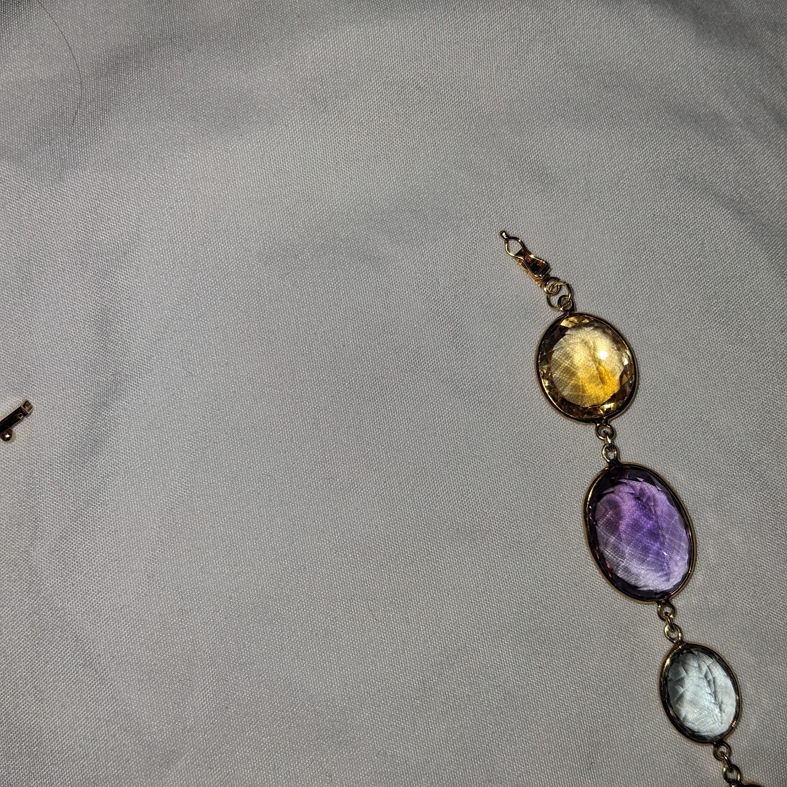 18k Yellow Gold multi color shape stone long necklace