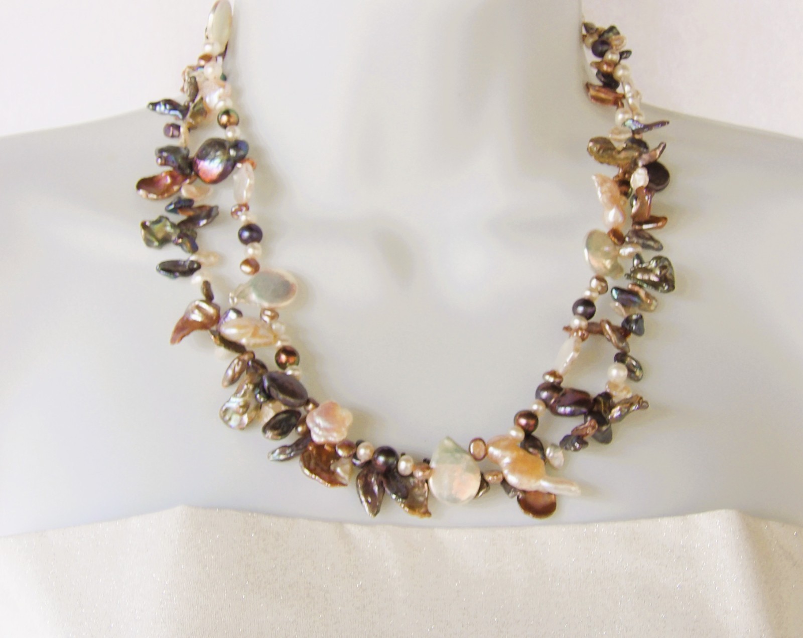 19.5 inches long Multicolor Mix shapes Genuine Freshwater Pearl Necklace NK957