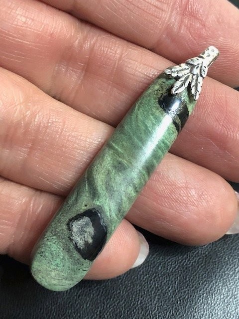 9770 Sterling Silver 925 Green Resin Teardrop Pendant Leaf Bail 2.25in