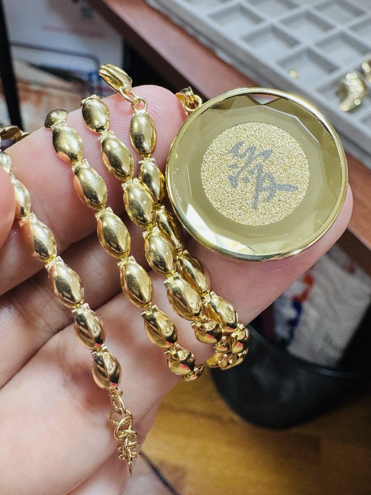 K18 Japan Gold Round Love Pendant Necklace 17/17.5” Long 16.3g 4mm