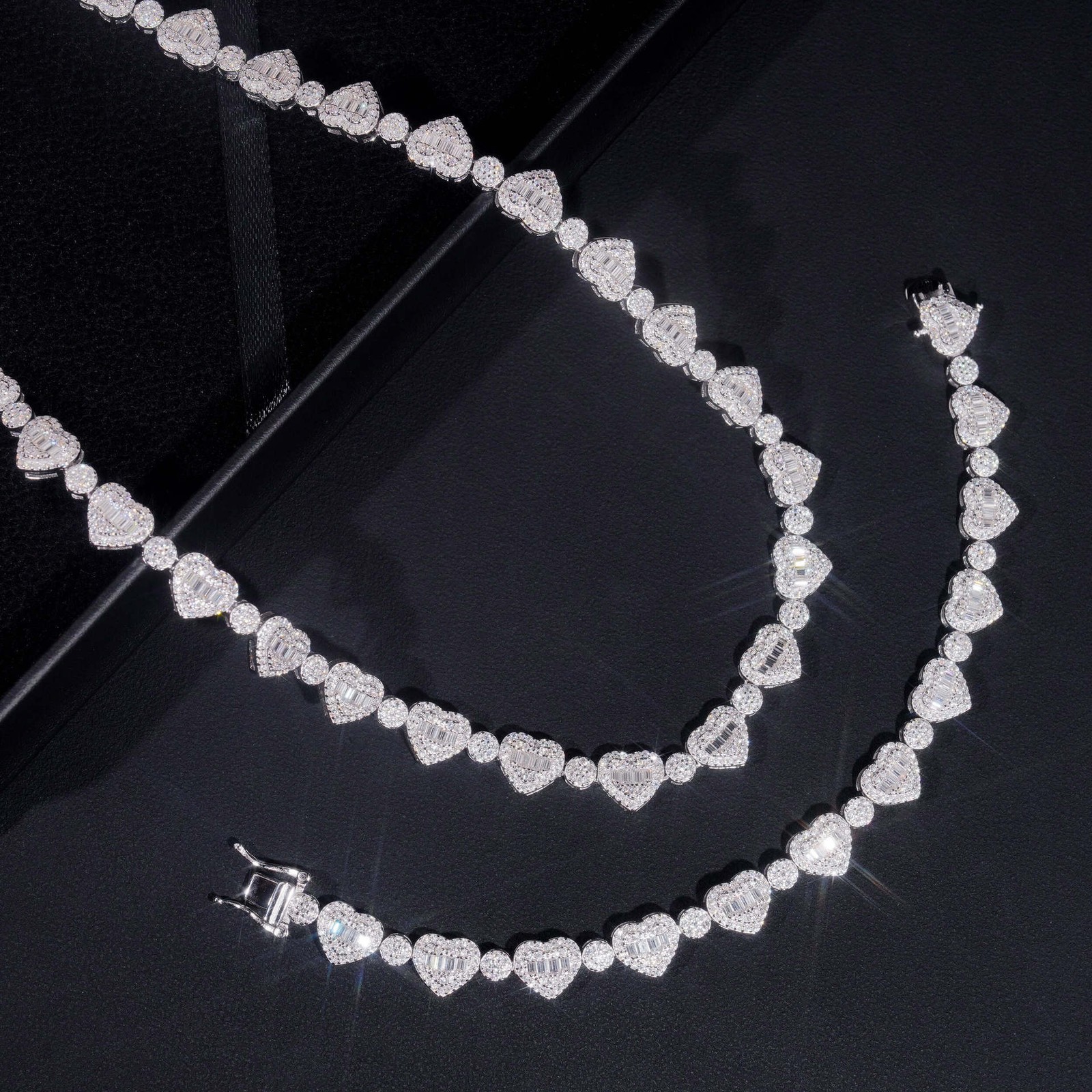 VVS1/D Moissanite Heart Link Bracelet Necklace Mens Womens – 925 Sterling Silver