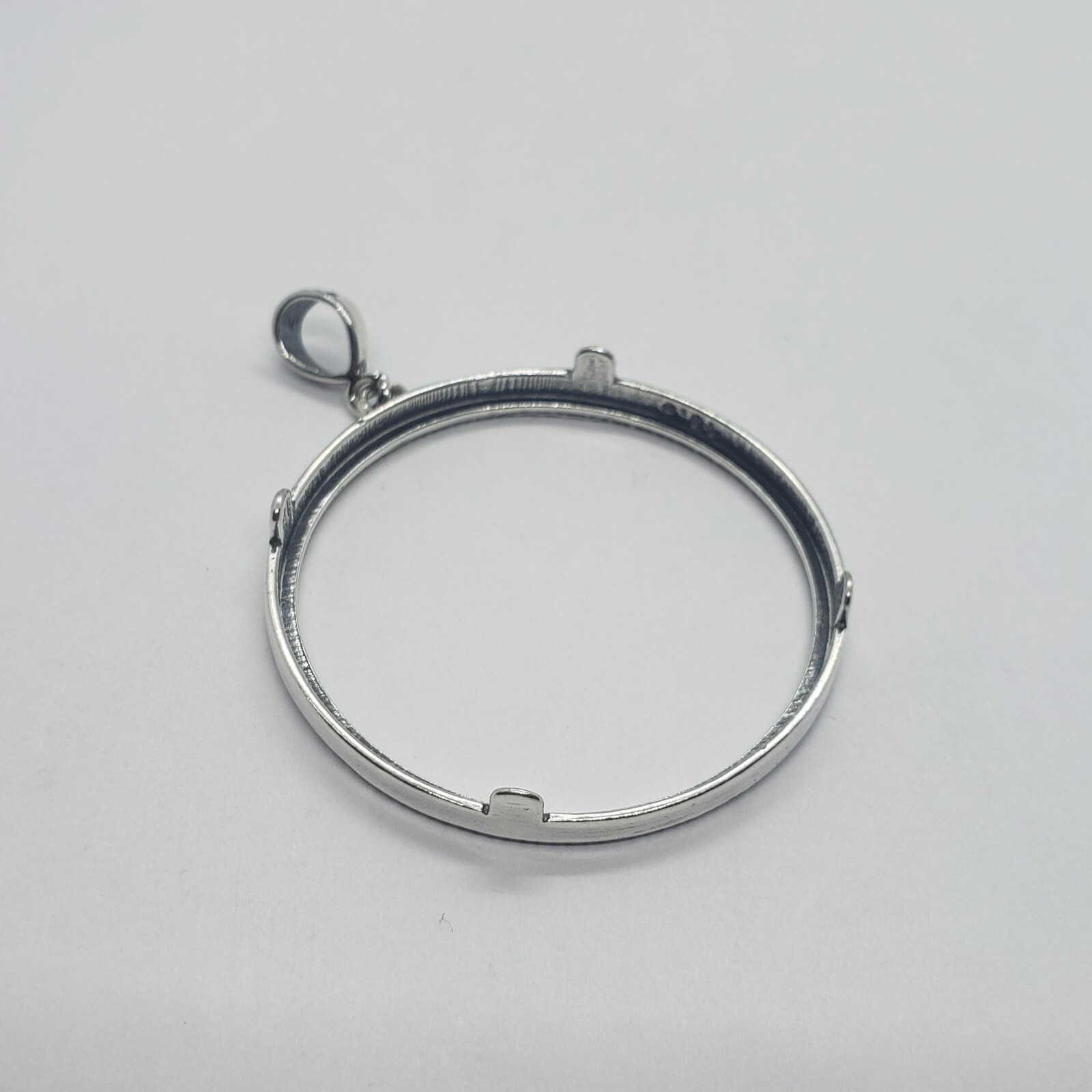Sterling Silver Nickel Bezel 22 mm 5 Cents Coins Prong Back Illusion Edge